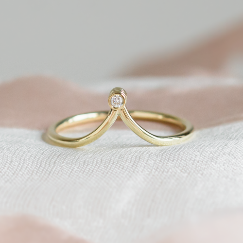 Gold minimalistic teardrop ring with diamond CAREN