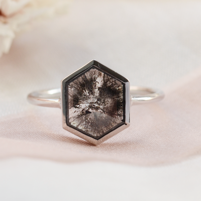 Vintage engagement ring with salt and pepper diamond CARRA