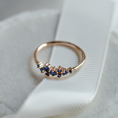 Gold cluster ring with sapphires CLARA