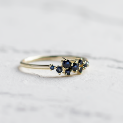 Gold cluster ring with sapphires CLARA