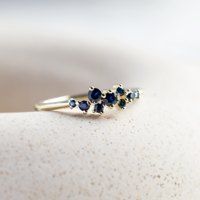 Gold cluster ring with sapphires CLARA