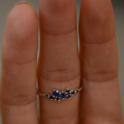 Gold cluster ring with sapphires CLARA