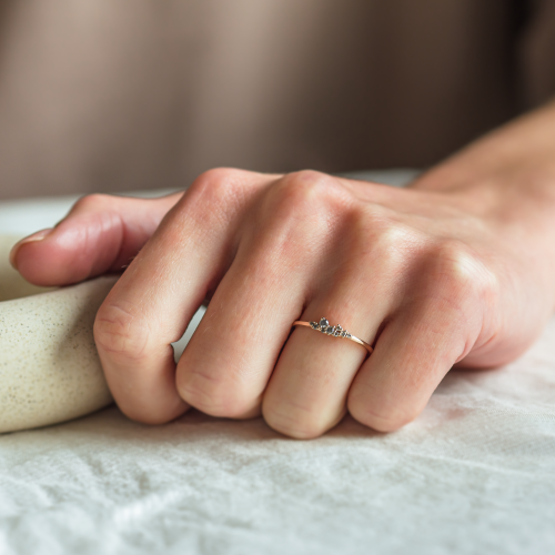 Gold ring with salt and pepper diamonds CLUSTER