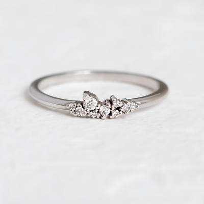 Gold ring with diamonds CLUSTER