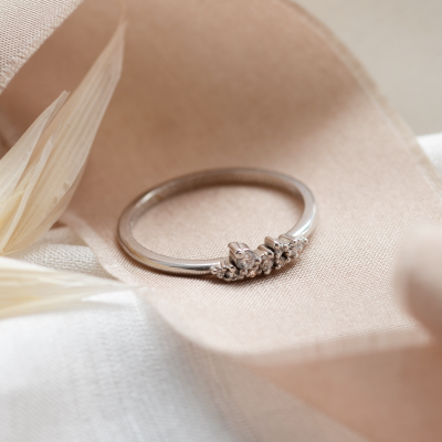 Zlatý minimalistický prstýnek s diamanty CLUSTER