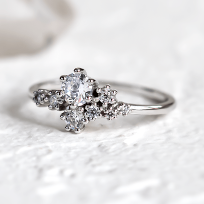 Vintage cluster prsten s diamanty CLUSTERIA