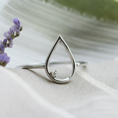 Gold minimalistic teardrop ring with diamond DAYSI