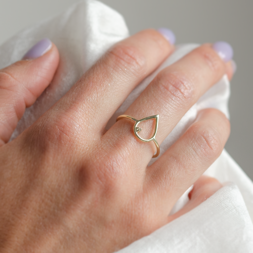 Gold minimalistic teardrop ring with diamond DAYSI