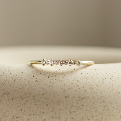 Minimalist ring with diamonds DIADEM