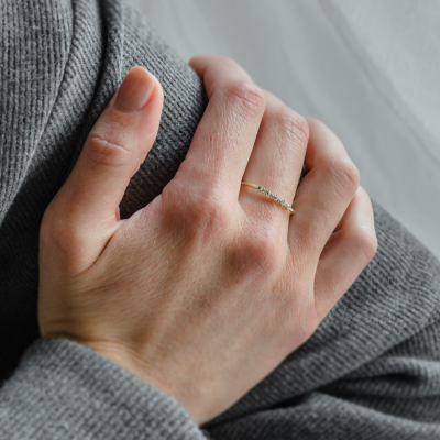 Minimalist ring with diamonds DIADEM