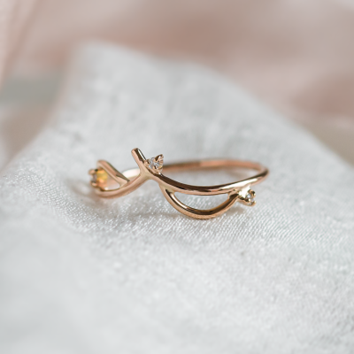Gold minimalist leaf ring with diamonds DOFA