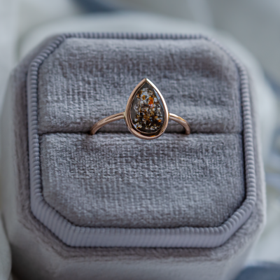 Prsten s velkým salt and pepper diamantem FLAVIA