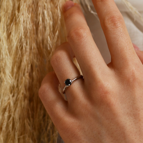 Platinum engagement ring with black diamond FLORA