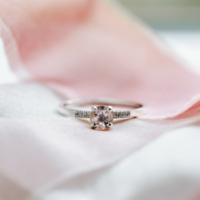 Engagement ring with morganite and diamonds GINEPRO