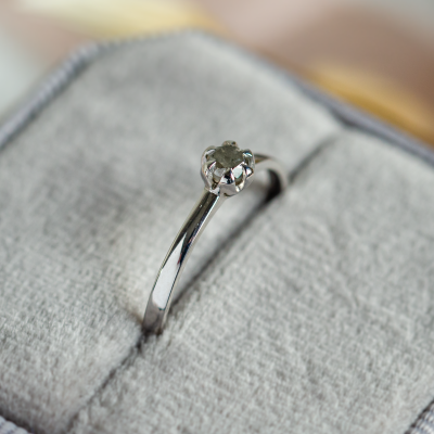 Soliter engagement ring with salt'n'pepper diamond GOTTARDO
