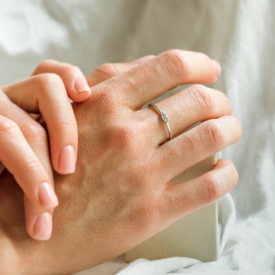 Minimalist ring with lab-grown diamonds HANOI