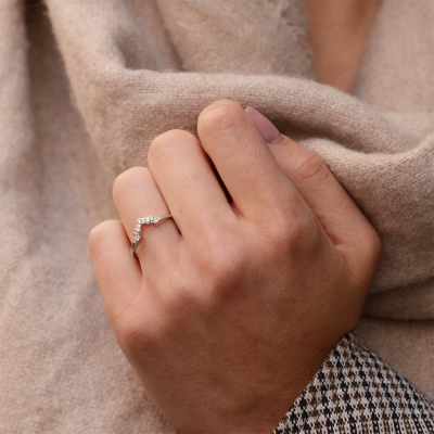 Vykrojený snubní prsten s diamanty HARRY