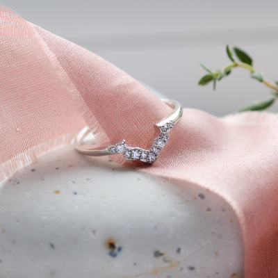 Vykrojený snubní prsten s diamanty HARRY