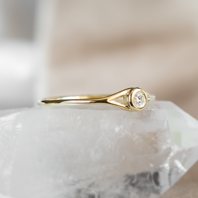 Gold lab-grown diamond engagement ring INN