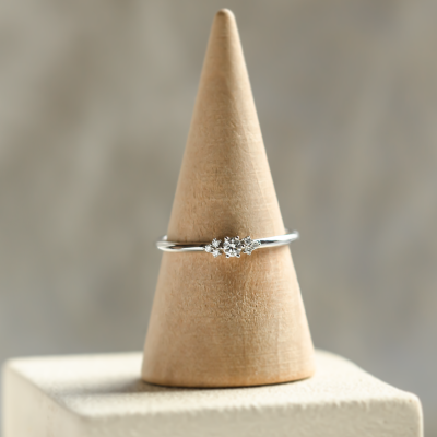 Minimalist engagement ring with diamonds JUDY