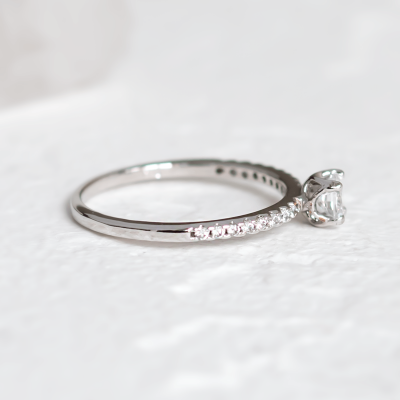 Minimalistický zásnubní prsten s diamanty 0.38ct KATVI