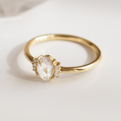 Lab grown diamond ring in vintage style LIRA