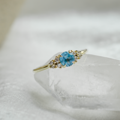 Gold ring with Swiss blue topaz and diamonds LUCIDE