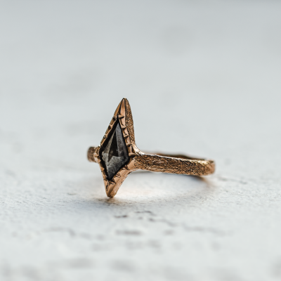 Gold unusual ring with kite salt and pepper diamond MATILDE