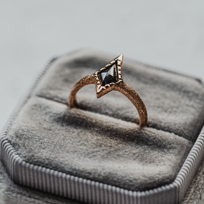 Gold unusual ring with kite salt and pepper diamond MATILDE