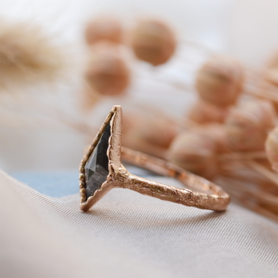 Gold unusual ring with kite salt and pepper diamond MATILDE