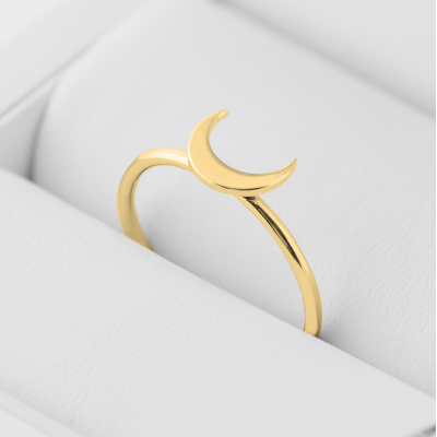 MISE crescent shape gold ring 