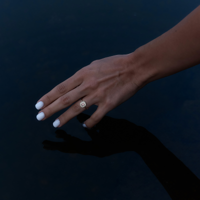 Art deco prsten s lab grown diamanty v růžové a bílé barvě MOANA