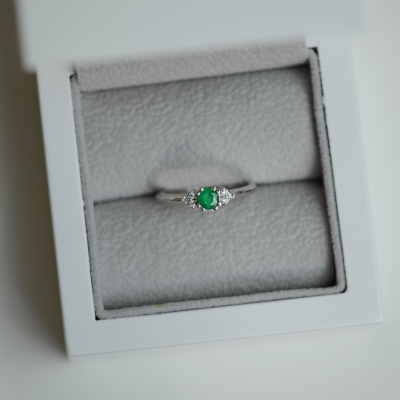 Gold ring with diamonds and emerald MONNY