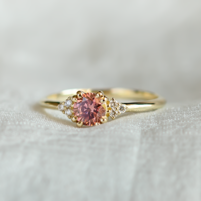 Gold ring with pink lab grown diamond and natural diamonds MONNYX