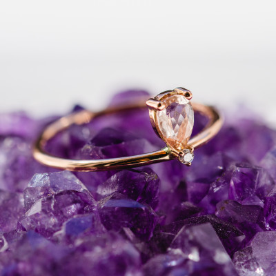 Rose gold ring with morganite and diamond MORGAN