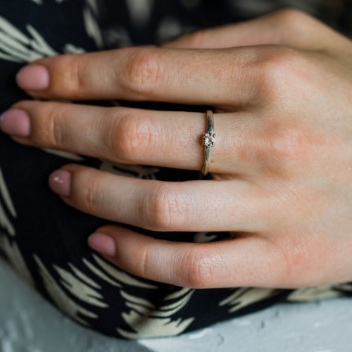 Unusual engagement ring with morganite MORGI