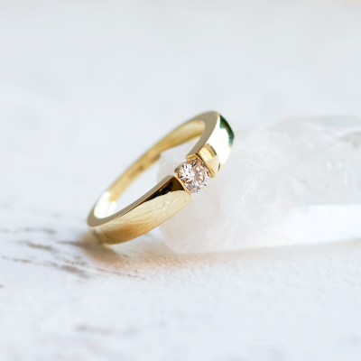 Zlatý zásnubní prsten s diamantem 0.25ct  MOVIK