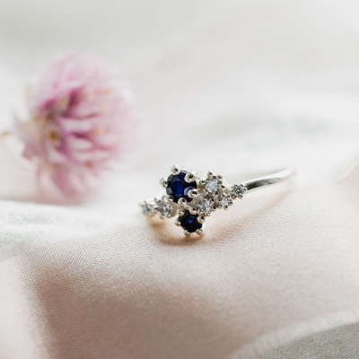 Gold cluster ring with sapphires and diamonds NAUTICA