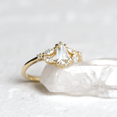 Vintage-style lab grown diamond ring NILIA