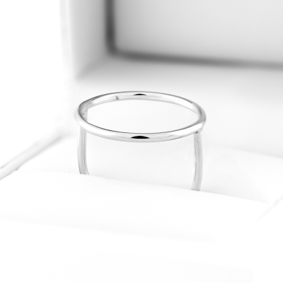 Minimalistický stříbrný prsten s kruhem NORE