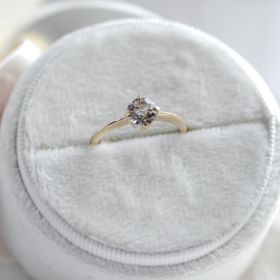 Minimalist engagement ring with rutilated quartz OLA