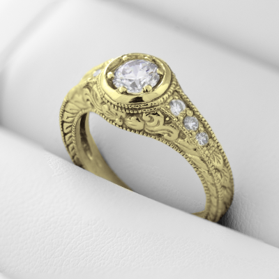 Zlatý zásnubní vintage prsten s diamanty 0.68ct OSLO