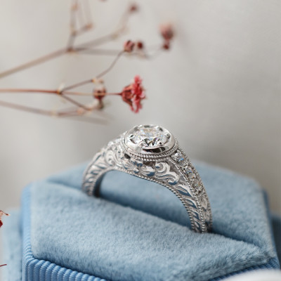 Platinový prsten s diamanty 0.68ct OSLO