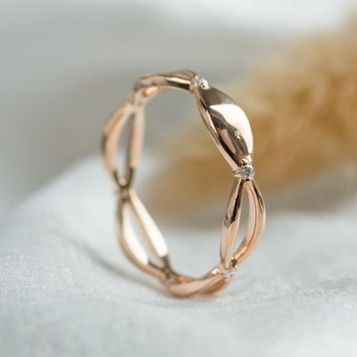 Gold diamond twisted ring ROMANCE