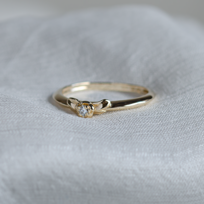 ROSNI gold diamond engagement ring
