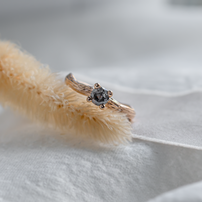 Gold branch ring with salt and pepper diamond ROWYN