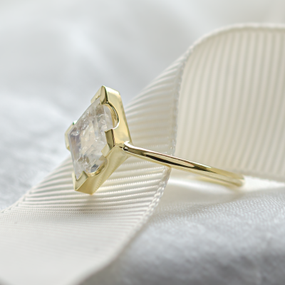 Engagement ring with kite moonstone SABINA