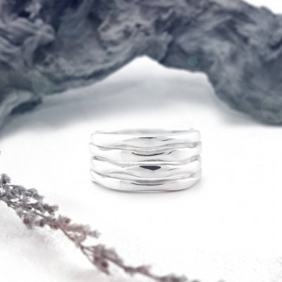 Silver maxi ring with fine grooves - SLEDE