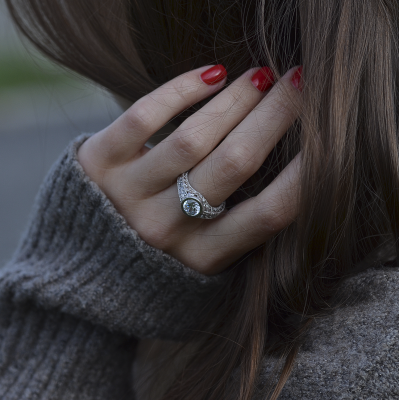 Vintage ring with moissanite and diamonds SOLA