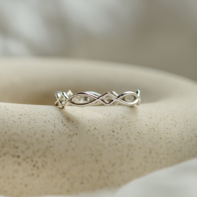 Gold celtic knot ring TARANIS